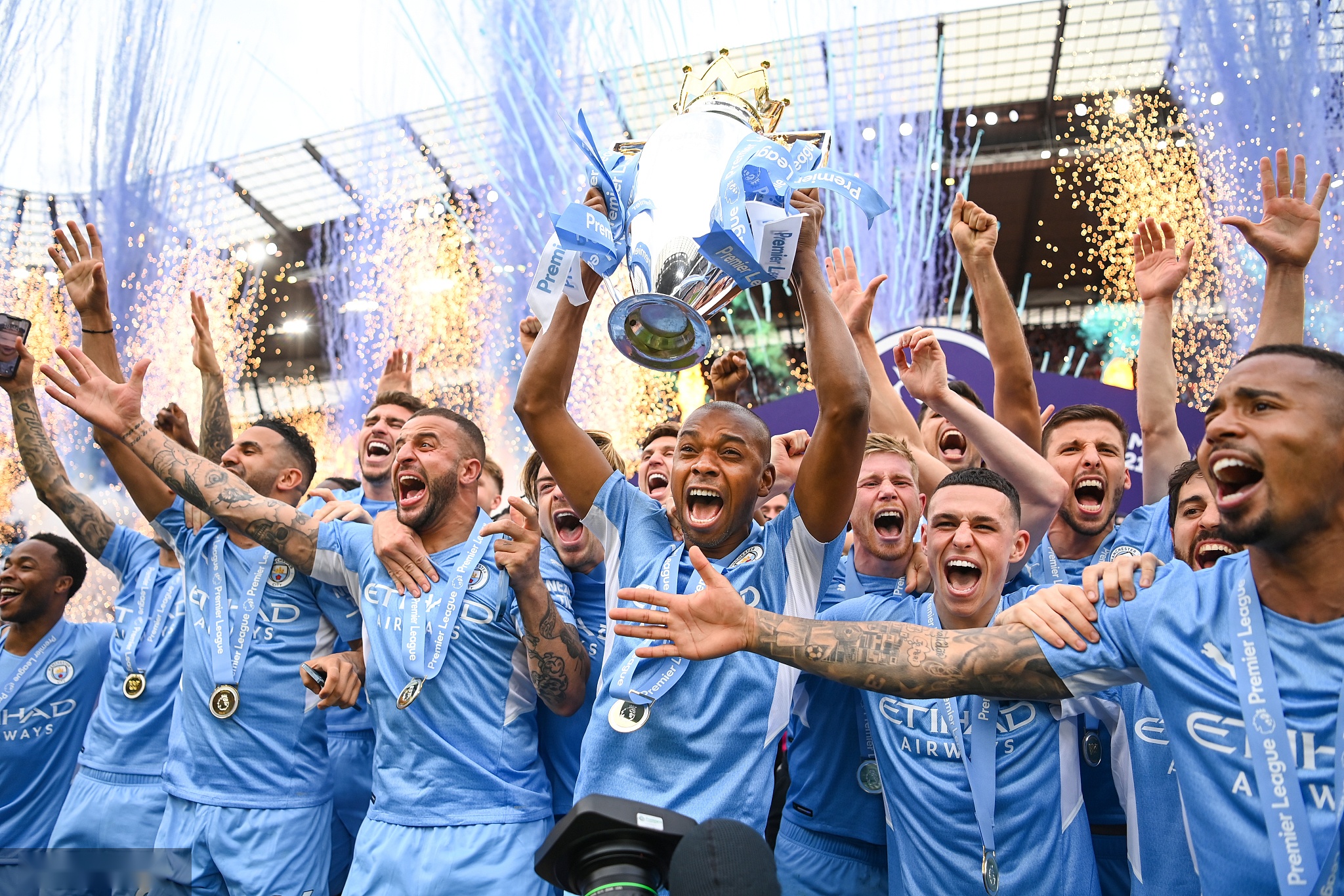 把所有攻击 把所有攻击